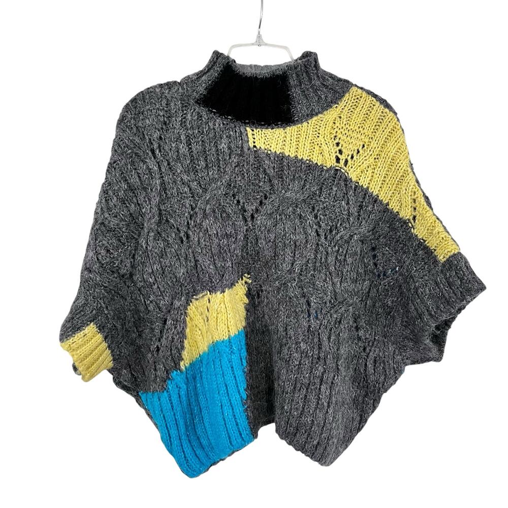 Zara Gray Colorblock Cable Knit Mock Neck Poncho Sweater Size Medium - Picture 4 of 9